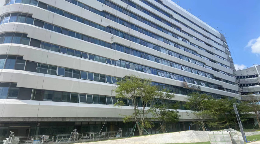 花都區(qū)中山大學(xué)附屬仁濟(jì)醫(yī)院GRC外墻掛板工程案例 花都區(qū)中山大學(xué)附屬仁濟(jì)醫(yī)院GRC外墻掛板工程案例