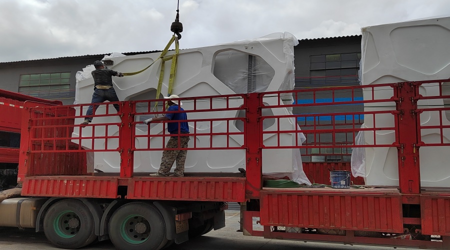 海南體育中心UHPC鏤空幕墻板產(chǎn)品出貨 海南體育中心UHPC鏤空幕墻板產(chǎn)品出貨