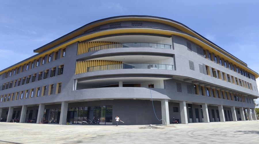 海南中央民族大學(xué)UHPC墻板項目 海南中央民族大學(xué)UHPC墻板項目