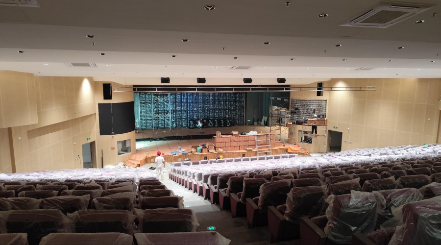 廣州黃埔會元中學(xué)GRG報(bào)告廳工程案例 廣州黃埔會元中學(xué)GRG報(bào)告廳工程案例