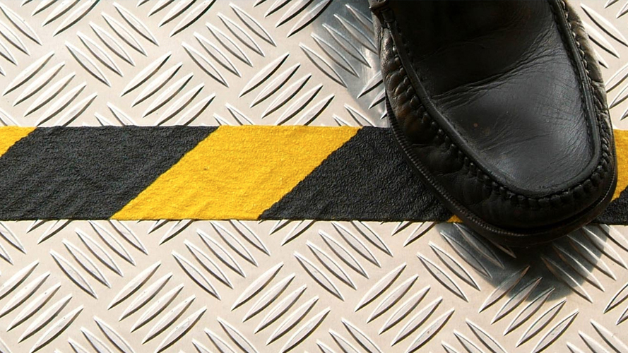 江蘇防滑膠帶哪里有賣？-最快一天出樣【昆山玉寰】