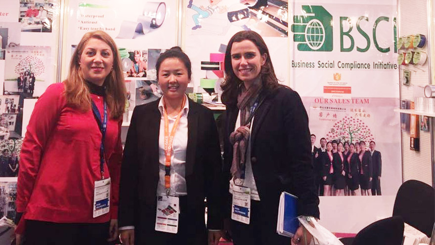 家居樓梯防滑膠帶的應用定制！