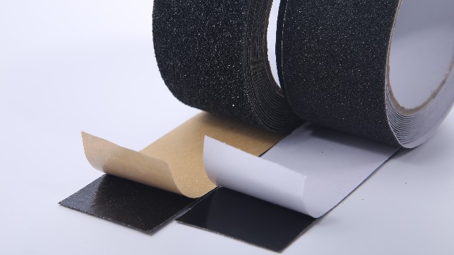 防滑膠帶的重要組成是什么？-不同尺寸定制【昆山玉寰】