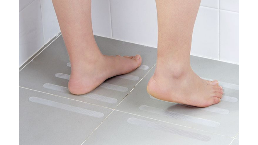 一片防滑貼，一把保護傘-家用膠帶生產廠家【昆山玉寰】